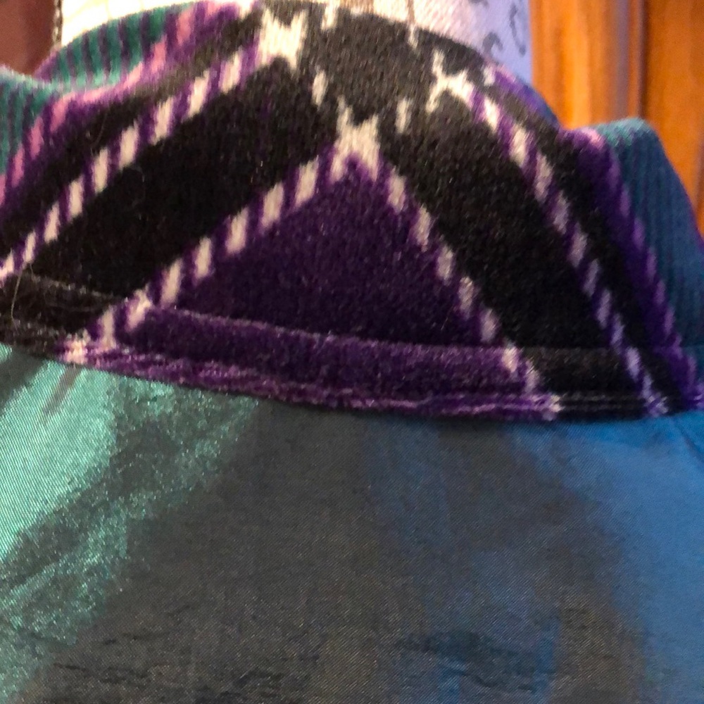 Jacket - Picture 6 of 7